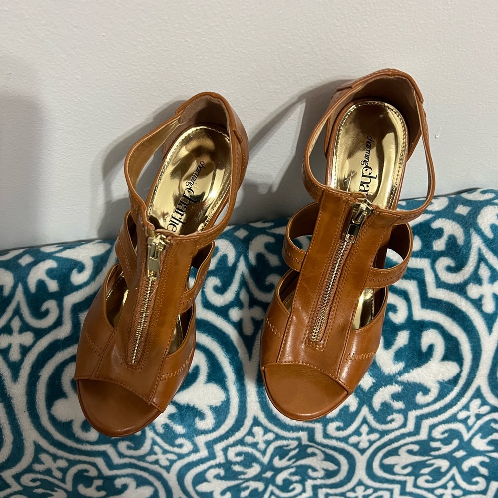 CARMING CHARLIE  NEW  WOMEN’S SANDALS
